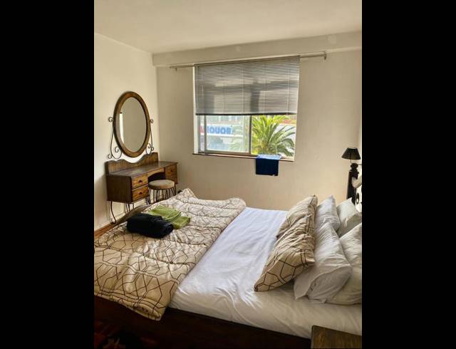 1 BEDROOM APARTMENT TO LET IN SEA POINT